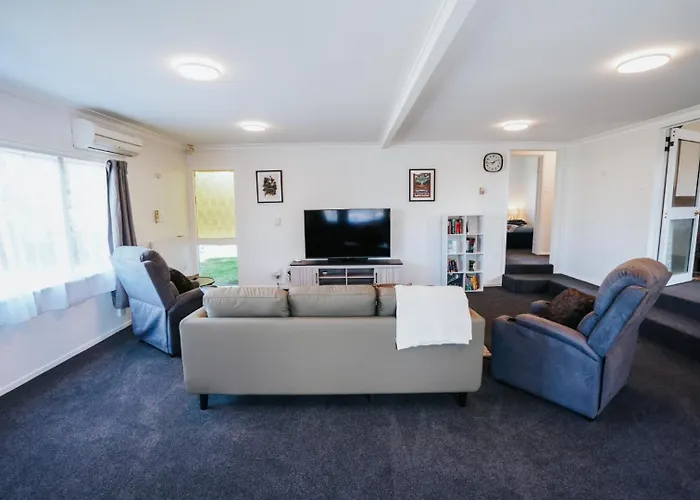 Redwood Retreat By Aotearoa Escapes *